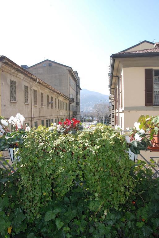 كومو La Canarina Bed & Breakfast المظهر الخارجي الصورة